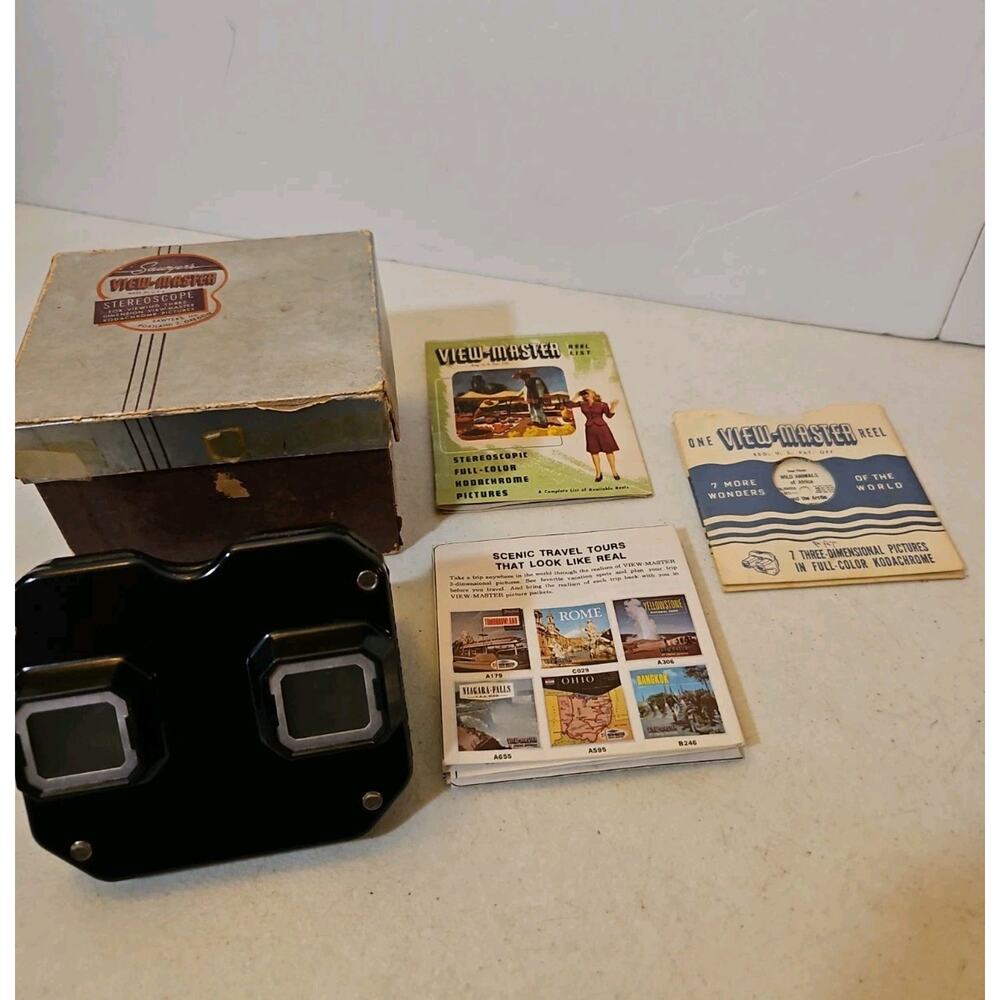 Vintage Sawyer's View-Master Model C Stereoscope Viewer - Box & 2 Reels